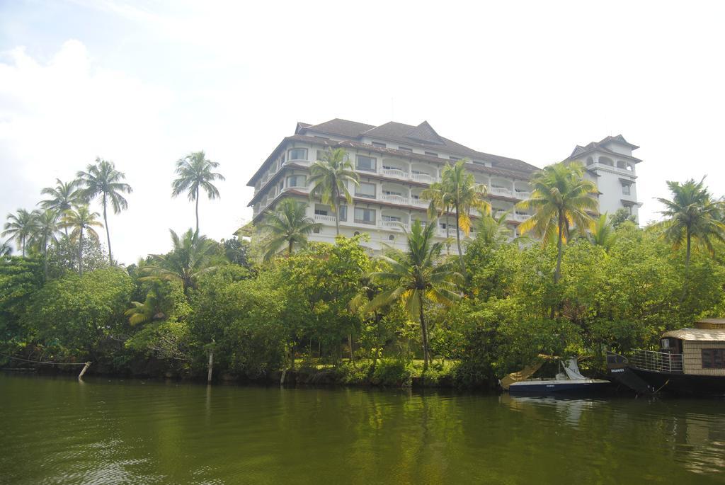 Hill Top Ayurvedic Beach Resort Варкала Экстерьер фото